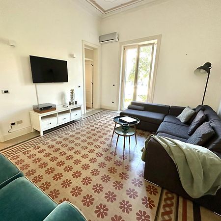 Ferienwohnung Matteotti Living And Garden Palermo Exterior foto